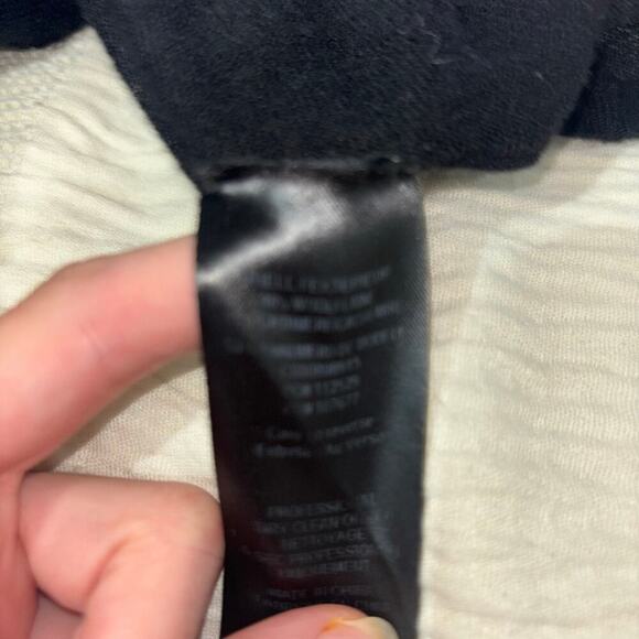 Alice + Olivia Black Wool and Cashmere Blend Top | Asymmetrical Hem | Size Small - Picture 10 of 11